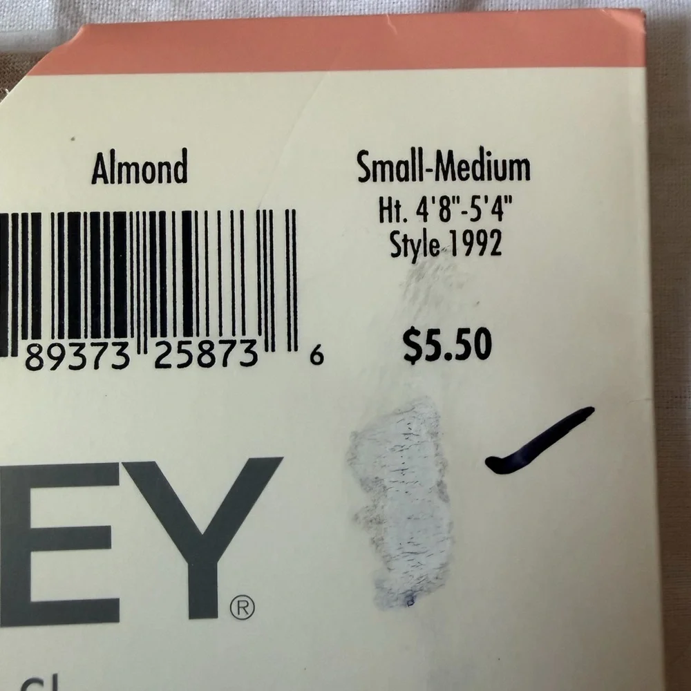 Jockey For Her Small/Medium Almond Thigh Highs Sandalfoot Nylons Pantyhose